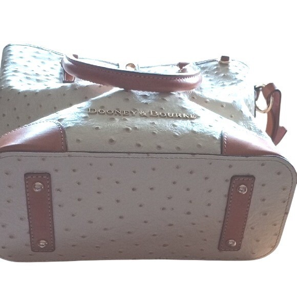 Dooney & Bourke Ostrich Embossed Medium Cayden Tote Bag Purse - Picture 2 of 5